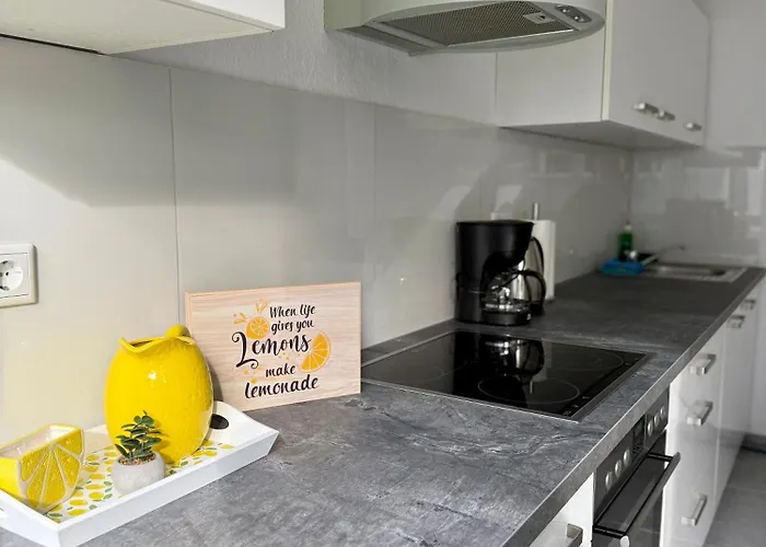 شقة Stylish 4-person Citynest Near Hbf *