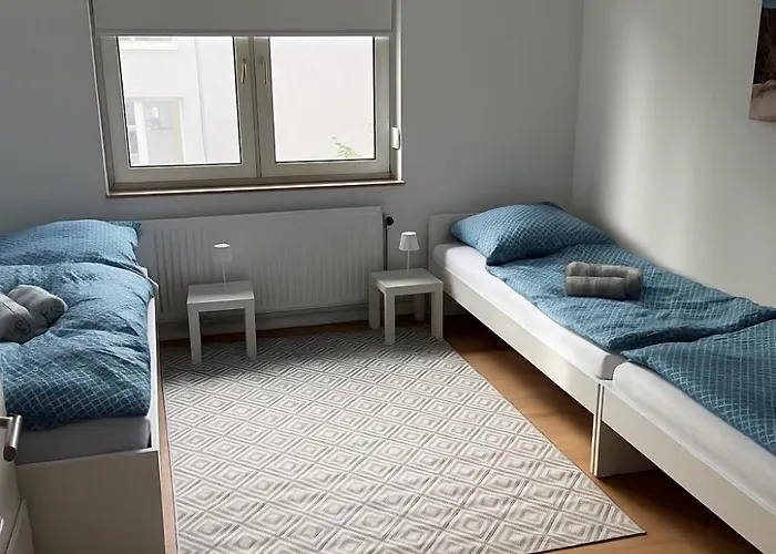 Stylish 4-person Citynest Near Hbf * وبرتال